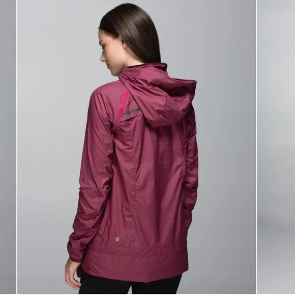 LULULEMON Miss Misty Pullover Windbreaker Jacket Rust Berry Women’s Size 8 Reg - Picture 4 of 13